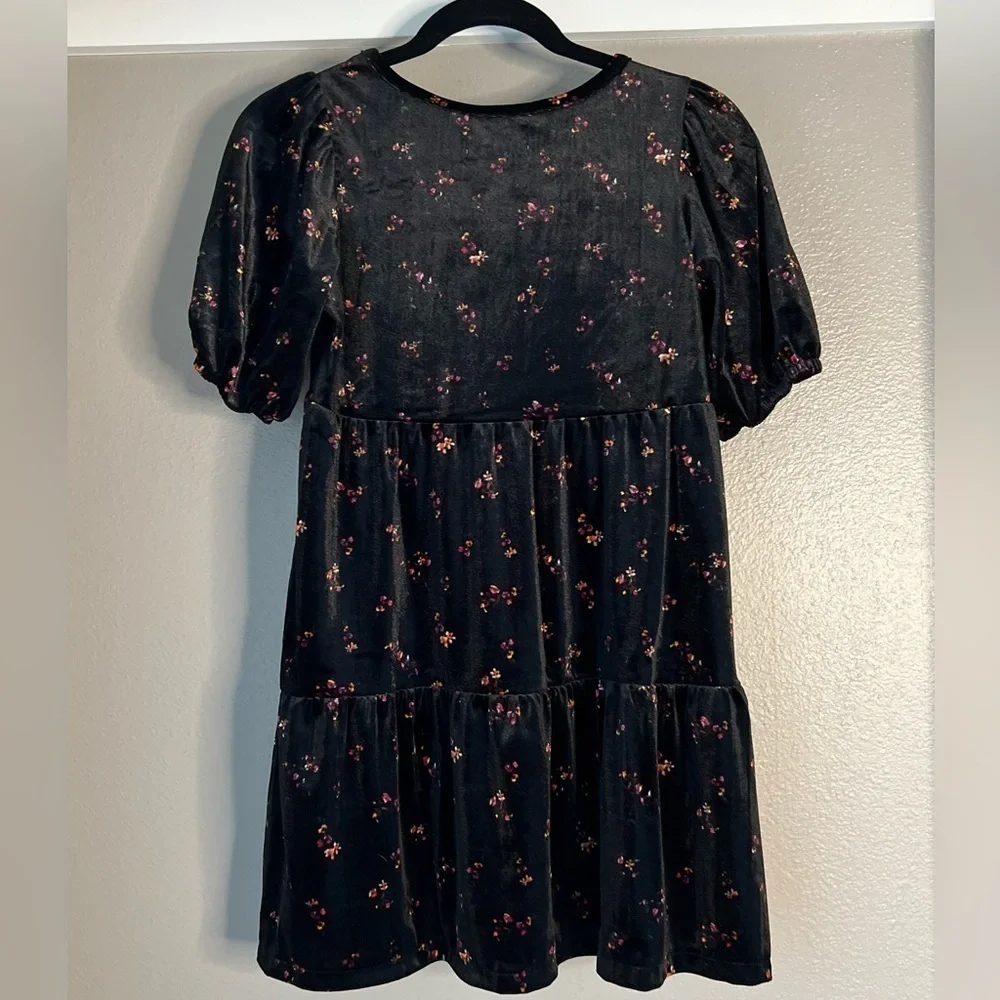 NWT Old Navy girls size large (10-12) black/floral soft velour dress